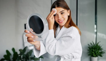 ¿Para qué sirve el agua micelar y por qué es clave en tu rutina facial?