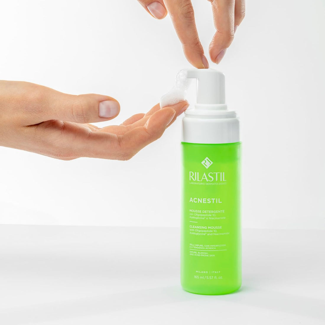 Rilastil Acnestil Cleansing Mousse Limpiador Facial (165 ml)